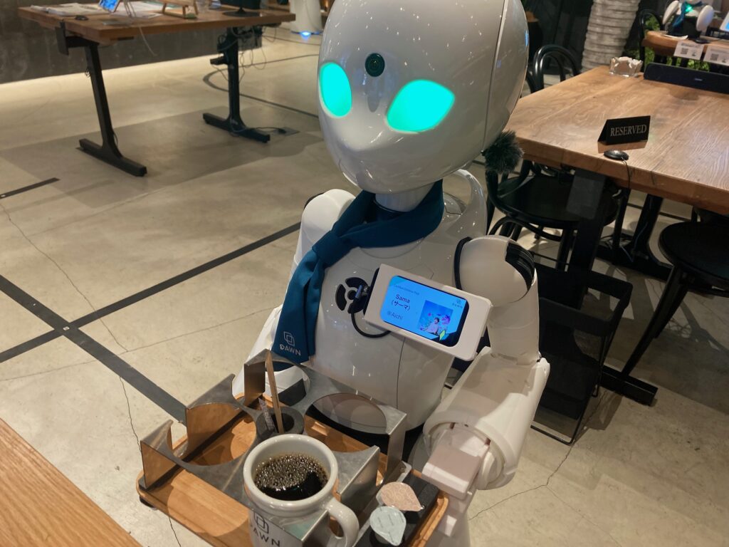 コーヒーを運んでくれたロボット